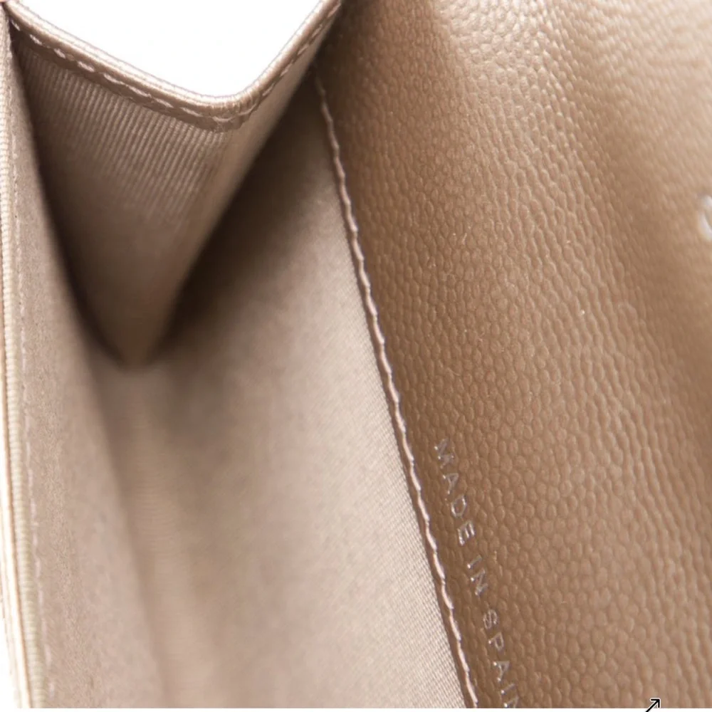 Authentic CHANEL Caviar Quilted Boy Flap Card holder Taupe Lambskin - Picture 6 of 9